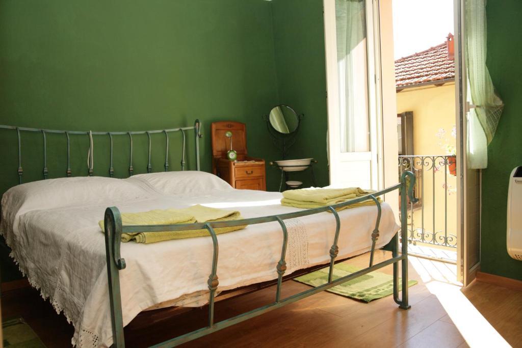 B&B Pisolo E I Persi Pien Roccasparvera Habitación foto